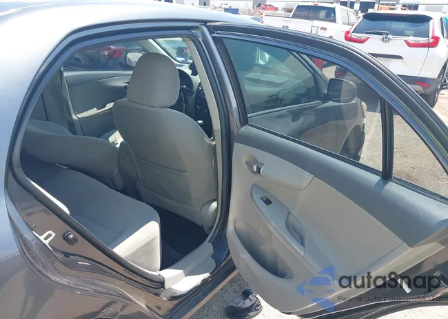 2T1BU4EE1AC503102: 43055988