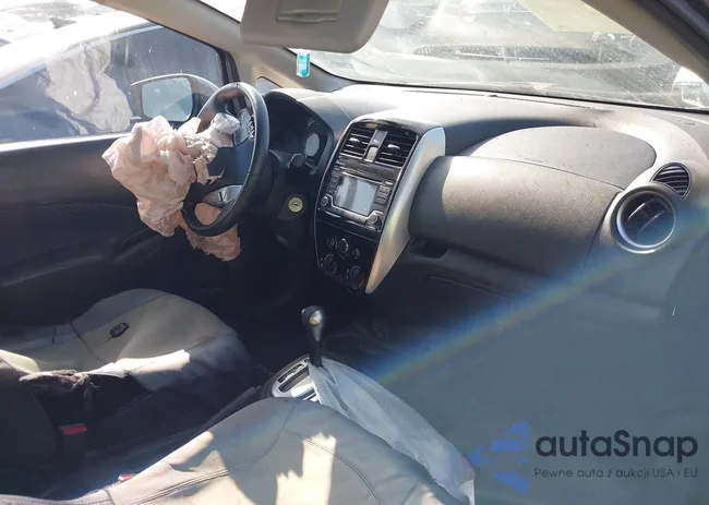 3N1CE2CP3JL359305: 43056045