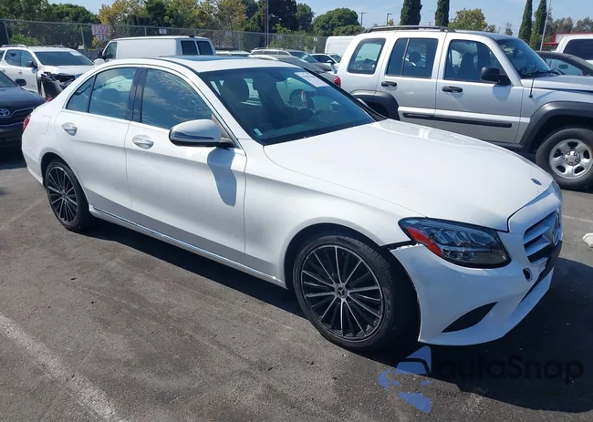 W1KWF8DB0MR629431: 43056164