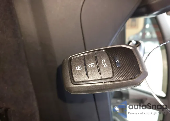 5NPE34AF2KH743501: 43057462