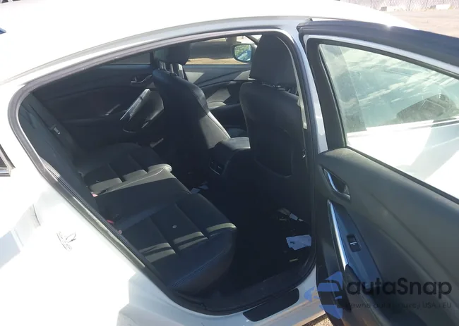 JM1GJ1V52G1452252: 43057563