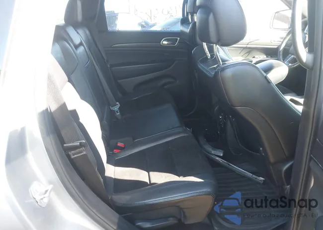 1C4RJFAG4JC388918: 43057736