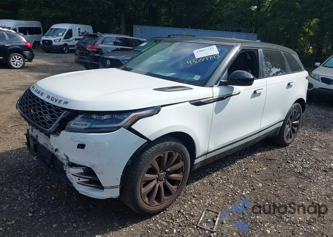 SALYL2RX6JA774490: 43057743