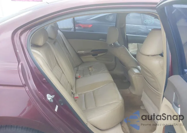 1HGCP368X8A077120: 43057076