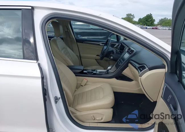 3FA6P0HR0DR162666: 43058778