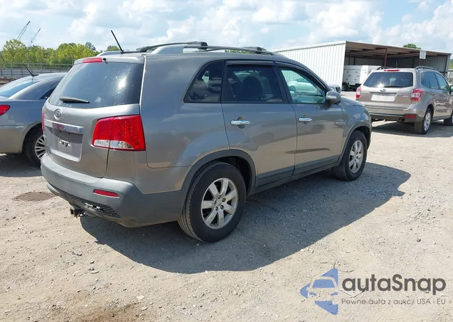 5XYKT4A29CG242226: 43057811