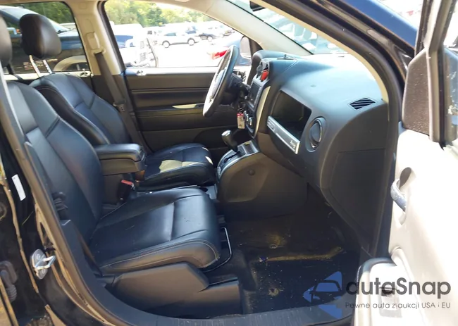 1C4NJDEB4GD550194: 43059203