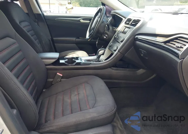 3FA6P0HD3GR391870: 43059247