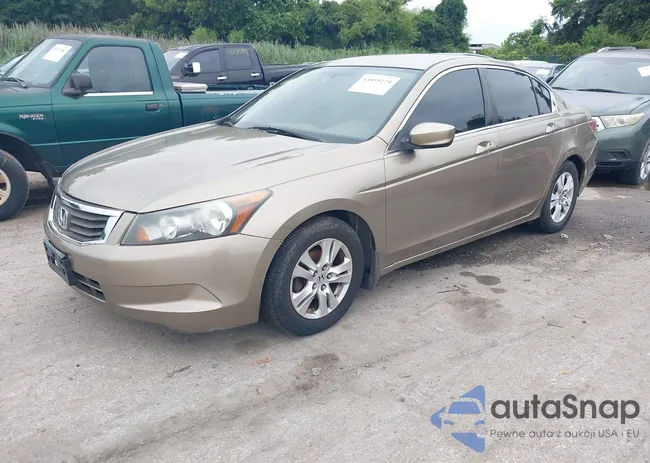 1HGCP26488A026030: 43059275