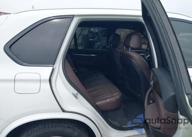 5UXKR0C30H0V77691: 43059301