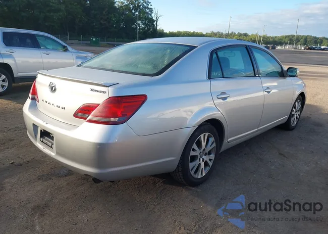 4T1BK36B68U273148: 43059323