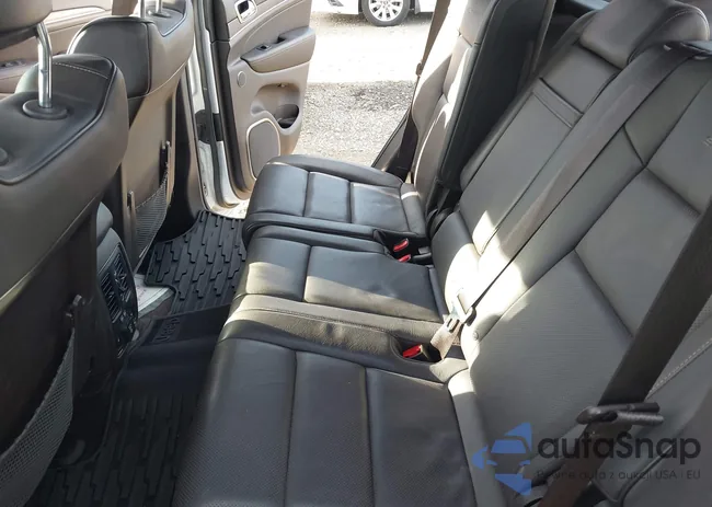 1C4RJFJG6EC127974: 43059341