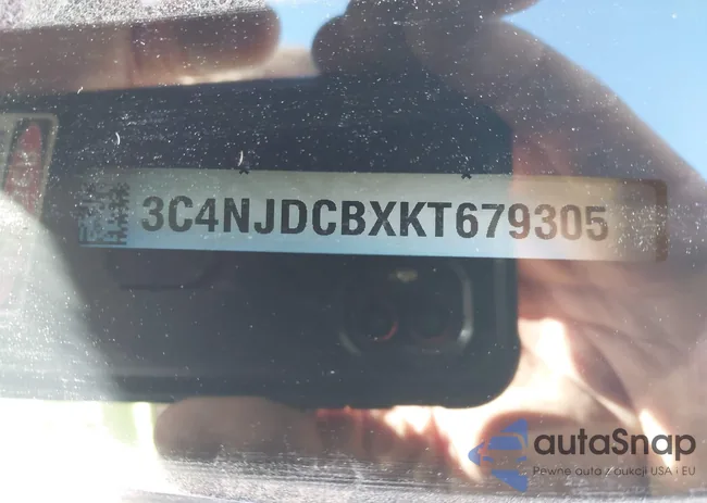 3C4NJDCBXKT679305: 43059390