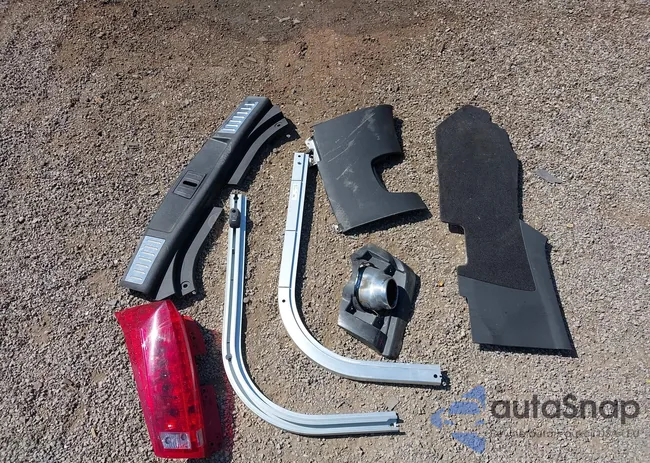 3GYFNCE35DS589359: 43059418