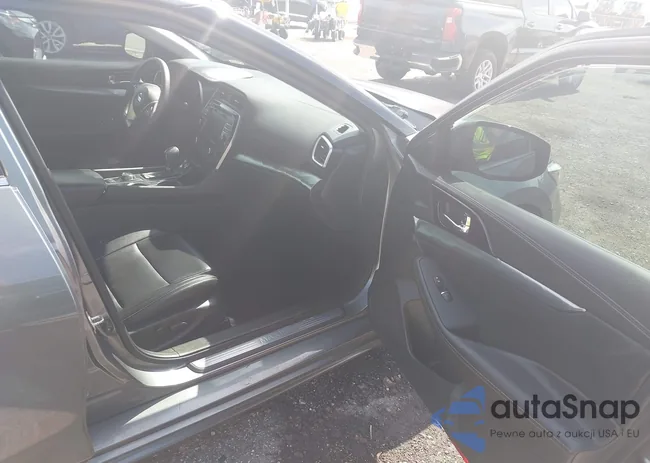 1N4AA6CV3LC364739: 43059470