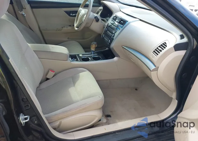 1N4AL3AP3EC325777: 43059692