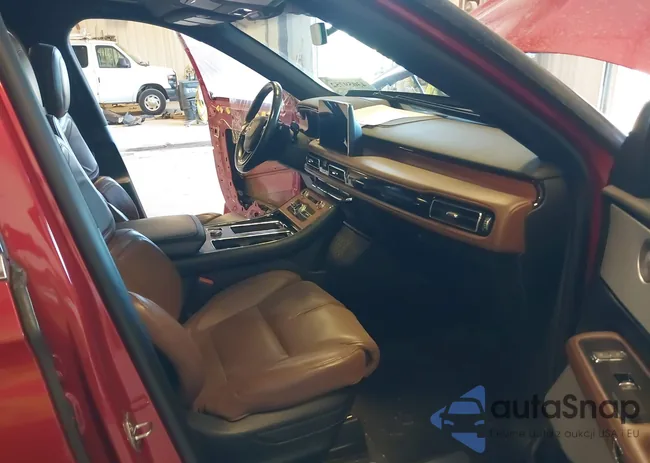 5LM5J7XC3LGL22728: 43059752