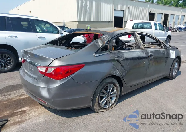 5NPEB4AC5DH644389: 43058992