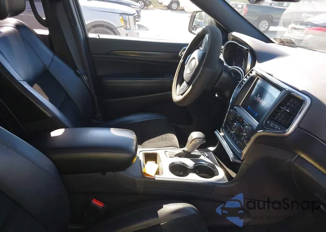 1C4RJFAG0JC120139: 43059108