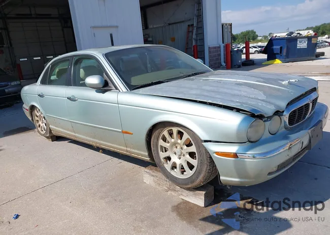 SAJWA71C44SG15013: 43060301