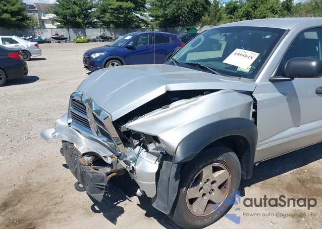 1D3HW58N75S151905: 43060618