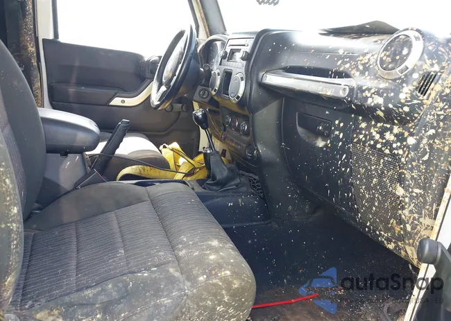 1C4BJWCG2CL186998: 43060702