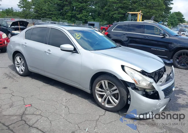 JN1CV6AR5DM770565: 43059811