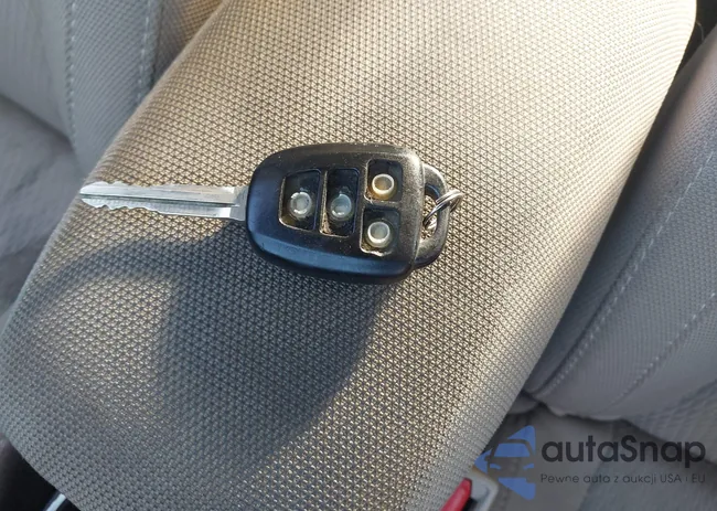 2T1BPRHE6EC065716: 43060038