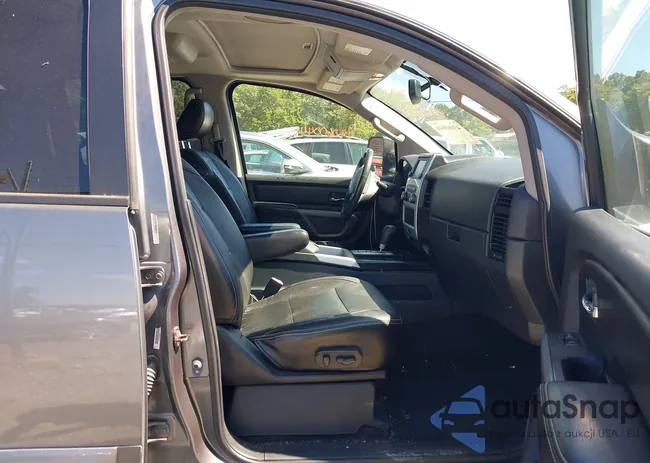 1N6AA0EC3FN506967: 43060044