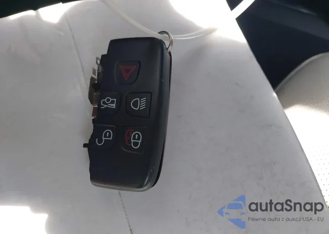 SALVR2BG2GH121943: 43061354