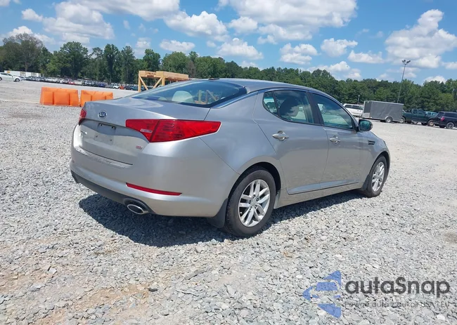 KNAGM4A75C5277611: 43061395