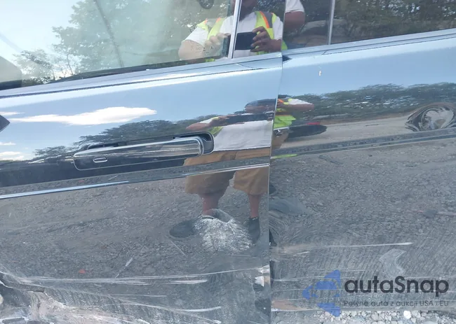 SALZP2FX0LH115943: 43061527