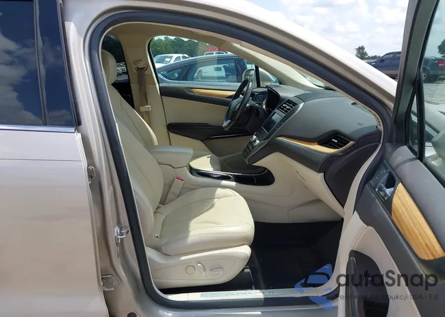 5LMCJ1A99FUJ45268: 43061632