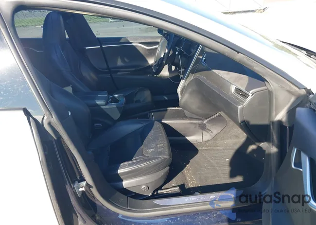 5YJSA1H21FFP76844: 43061760