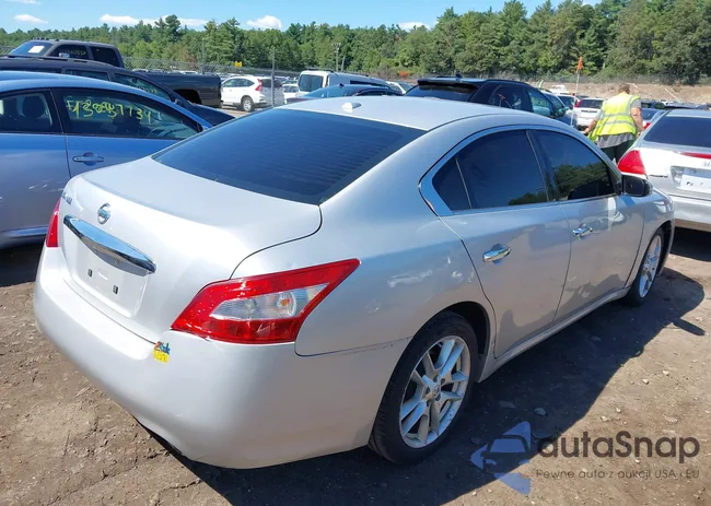 1N4AA5AP0BC865035: 43060826