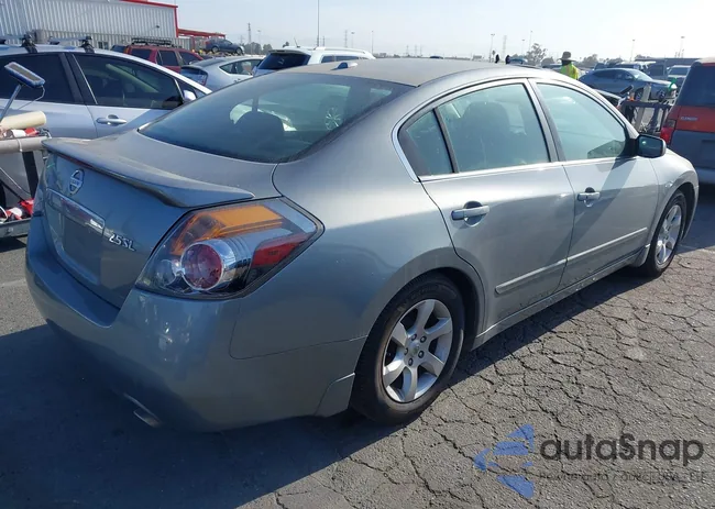 1N4AL21E58N421251: 43060832