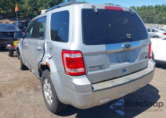 1FMCU9EG6AKB42155: 43061101