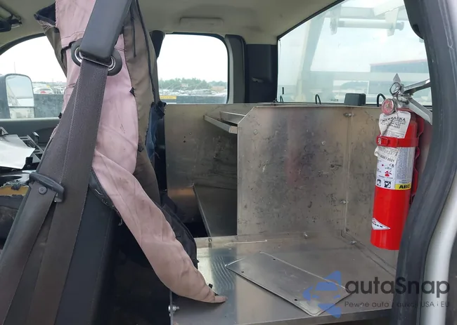 1GB2KVCG7CZ124859: 43062288