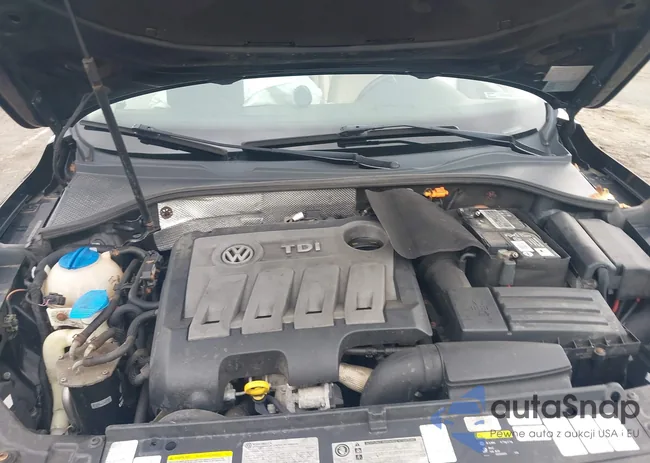 1VWCN7A32EC106209: 43062411