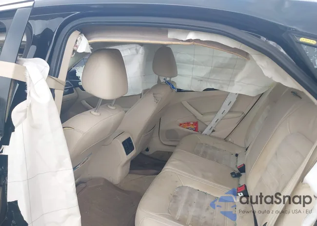 1VWCN7A32EC106209: 43062411