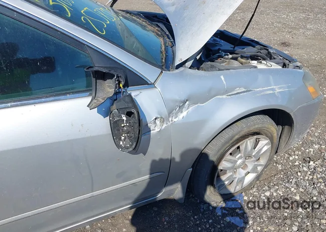 1N4AL11D75C166014: 43062441