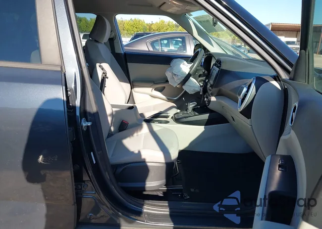 KNDJ23AUXL7077682: 43062478