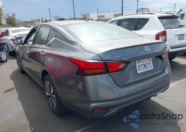 1N4BL4EV9KC216027: 43062572