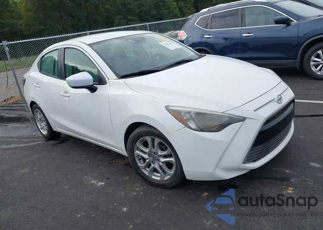 3MYDLBZV0GY114794: 43062602