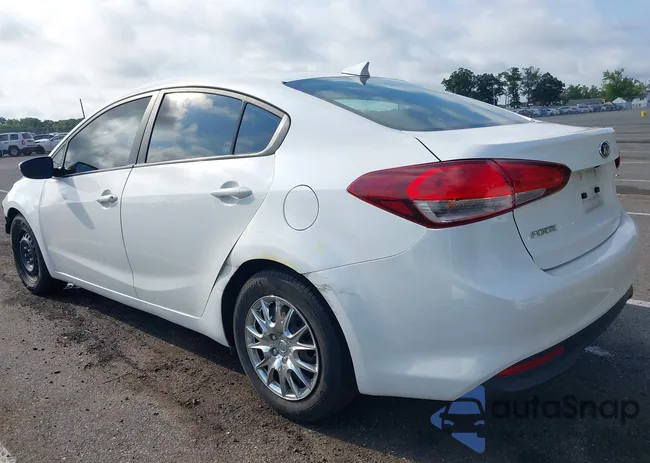 3KPFL4A76JE231031: 43062692