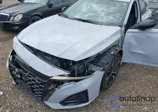 1N4BL4CV0SN329288: 43061898