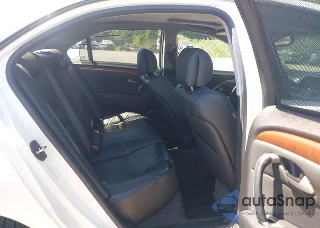 JH4KB16506C010626: 43061952