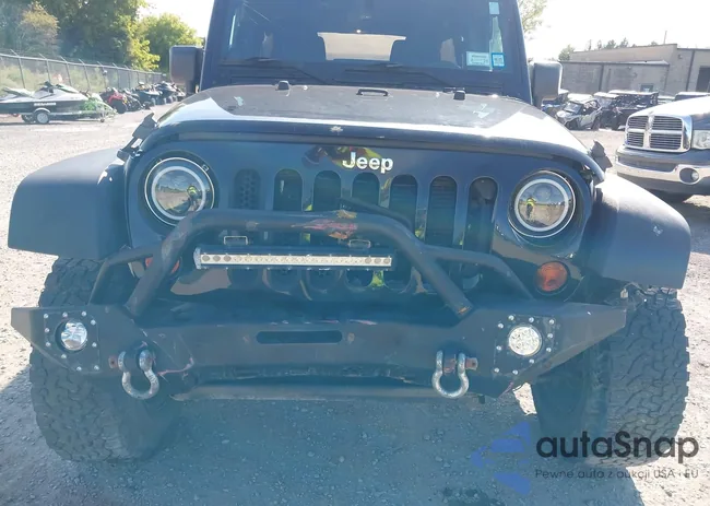 1C4BJWDG7DL641439: 43061994