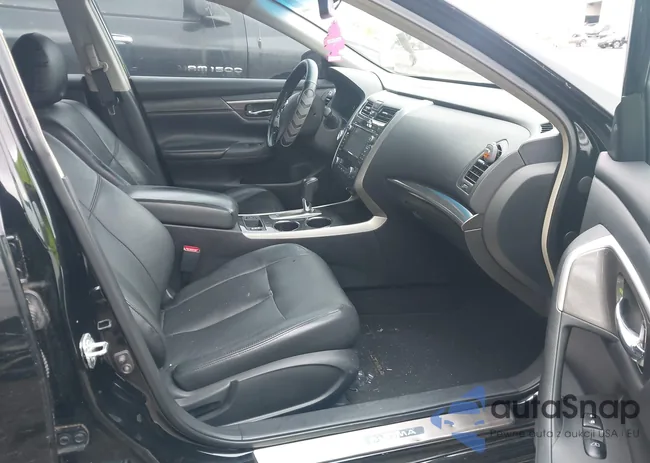 1N4AL3AP4DC239456: 43061997