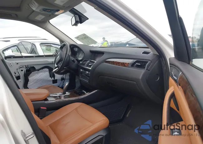 5UXWX9C58F0D61049: 43062071